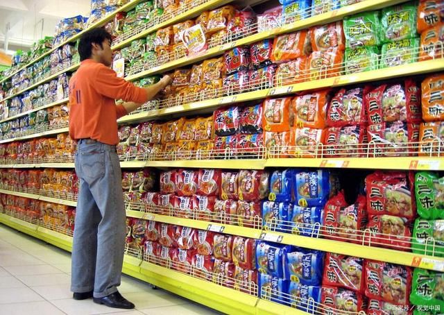 方便食品進(jìn)入熱銷(xiāo)時(shí)期，供不應(yīng)求狀況持續(xù)